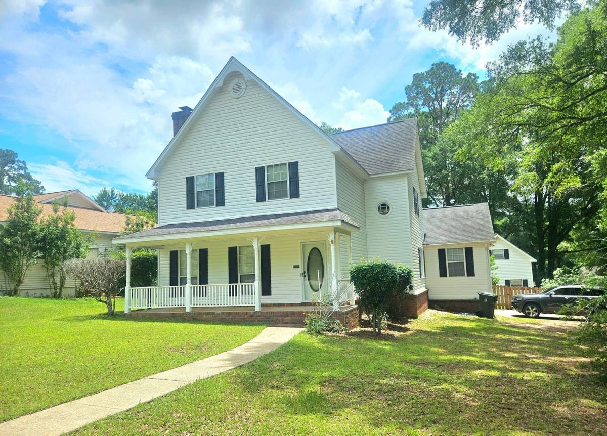 House for rent at 100 Timberline Court, Dothan, AL 36303