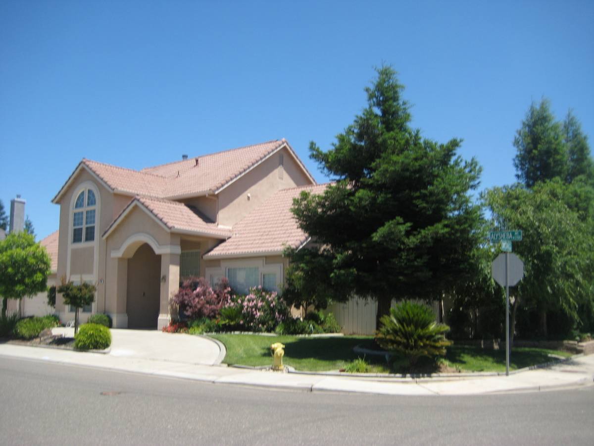 House for rent at 2704 Alysheba Ave, Modesto, CA 95355