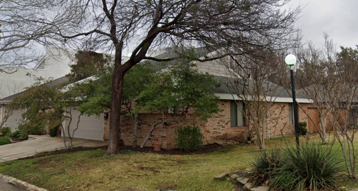 Townhouse for rent at 2707 Keller Springs Court, Carrollton, TX 75006