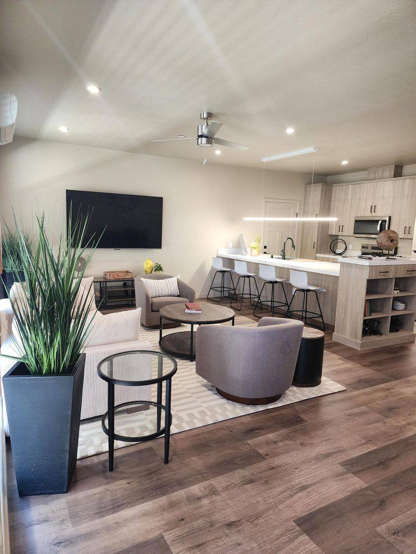 Apartment for rent at 1000 W 7th St, Hanford, CA 93230