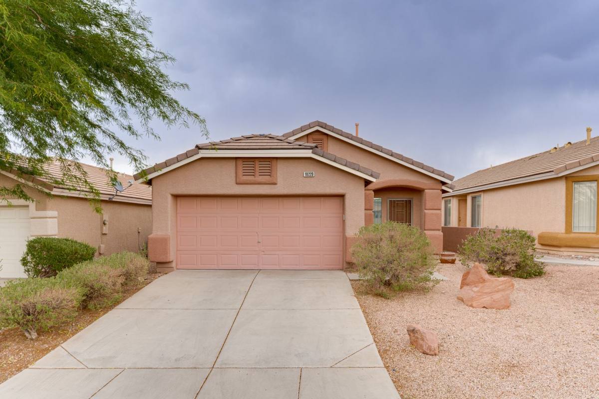House for rent at 10220 Arlington Abby St, Las Vegas, NV 89183