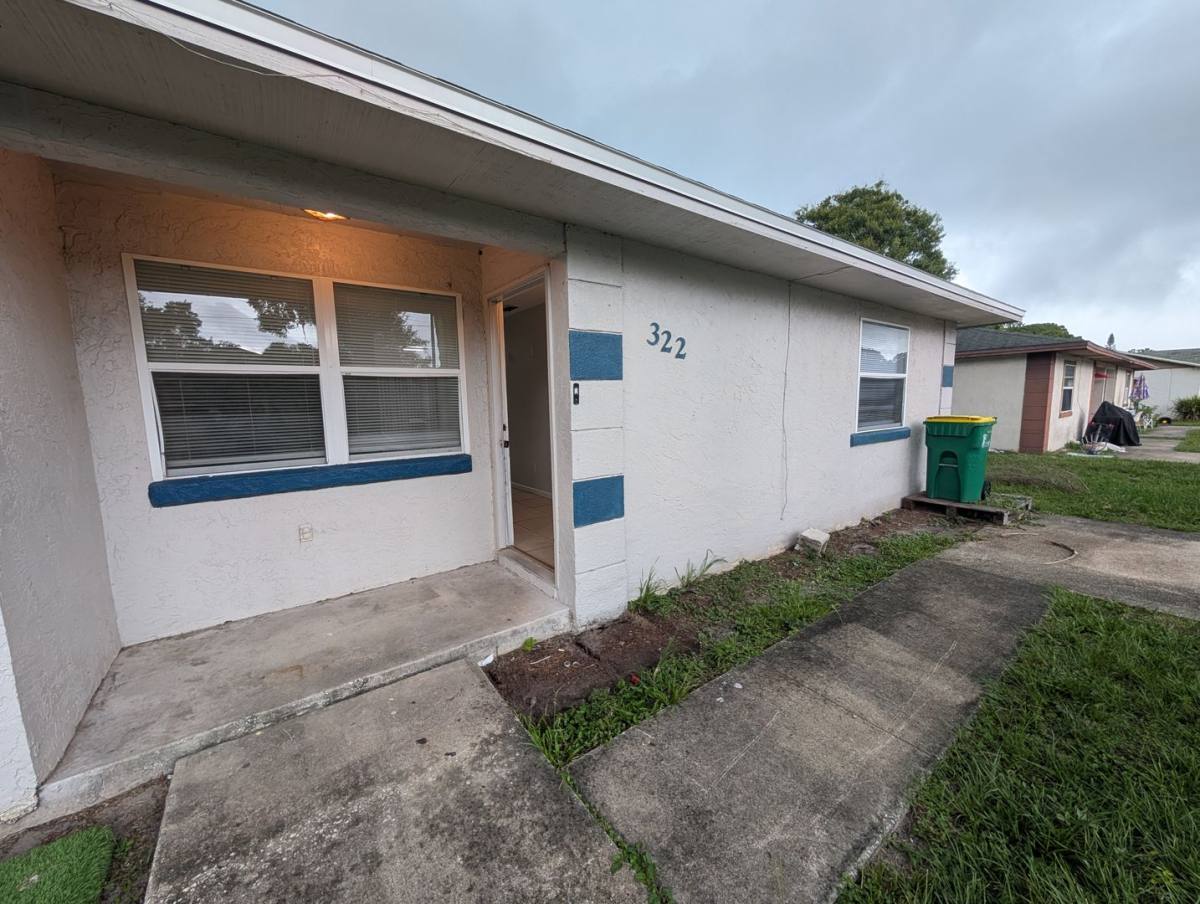 House for rent at 322 Country Lane Dr, Cocoa, FL 32926
