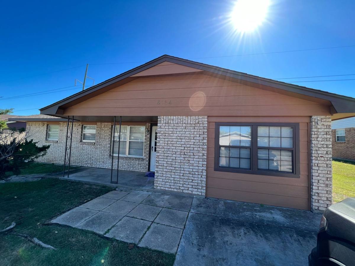 House for rent at 6954 SW Forest Ave, Lawton, OK 73505