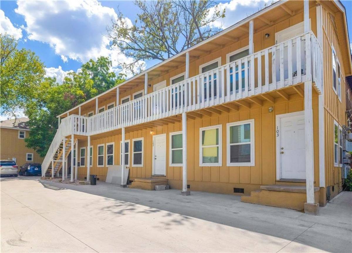 Apartment for rent at 204 E 30th St, Austin, TX 78705