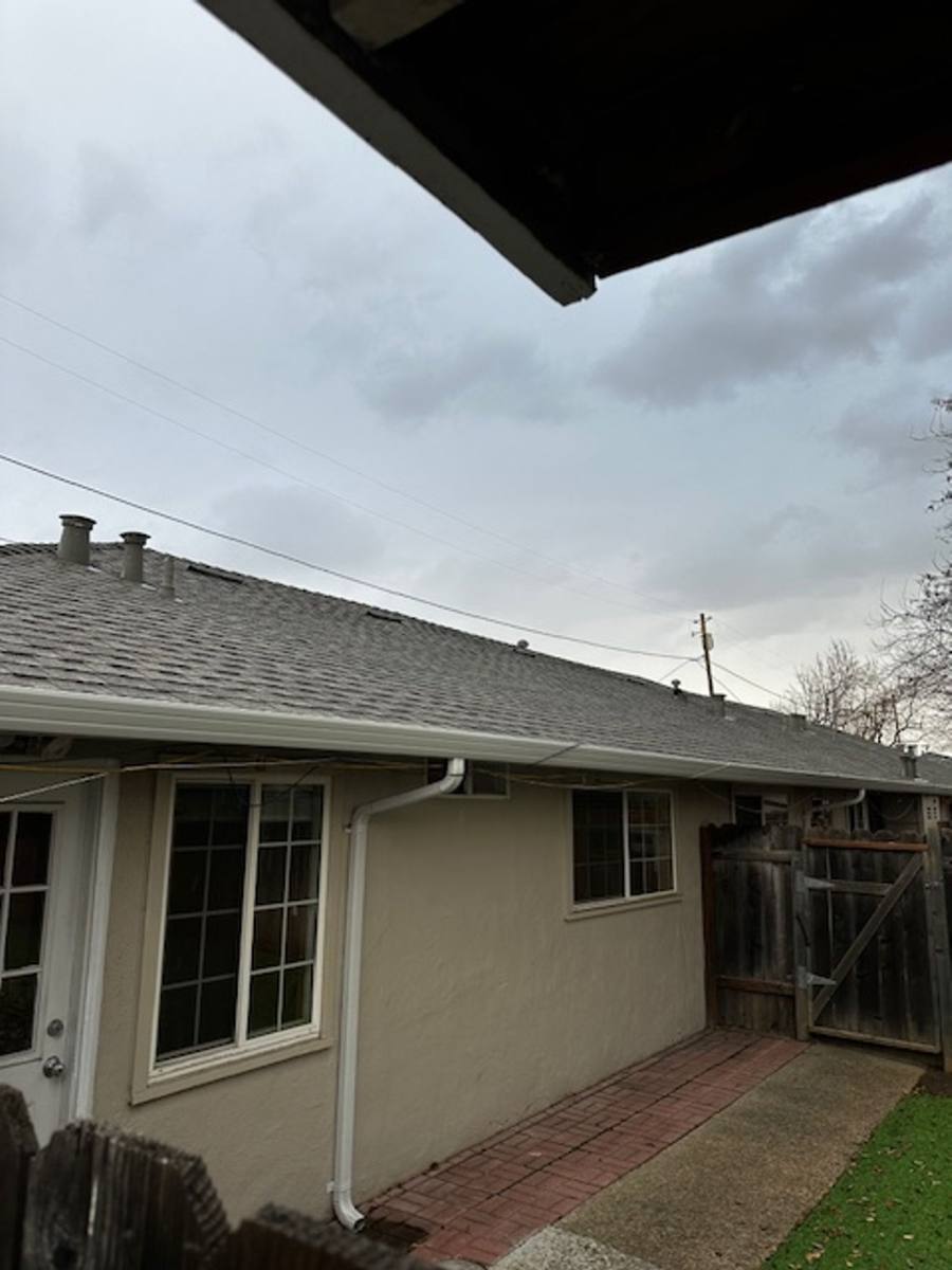 Apartment for rent at 1440 Carleton Dr, Concord, CA 94518