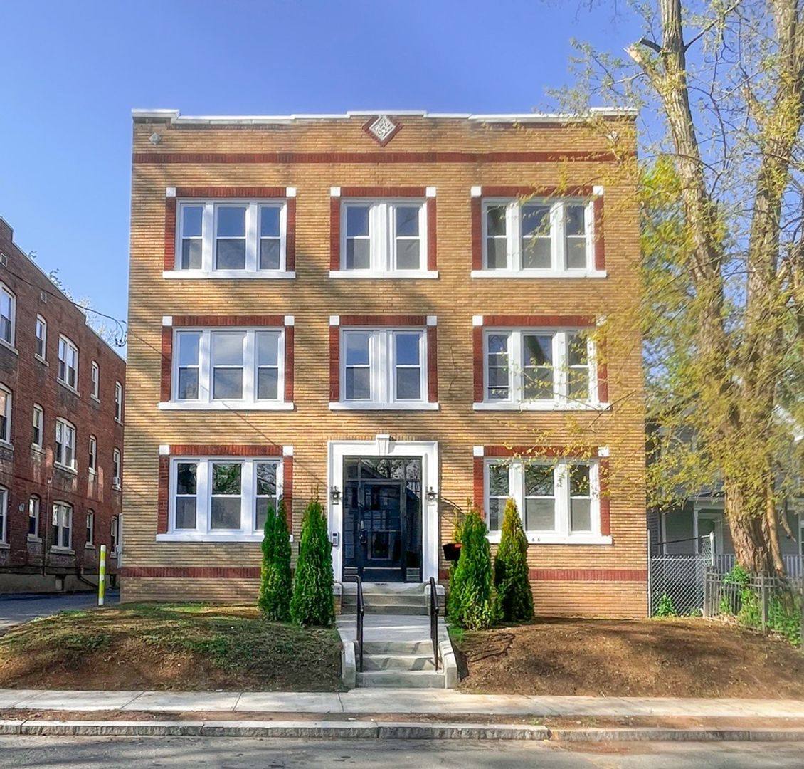 Apartment for rent at 66-68 Wilson St, Hartford, CT 06106