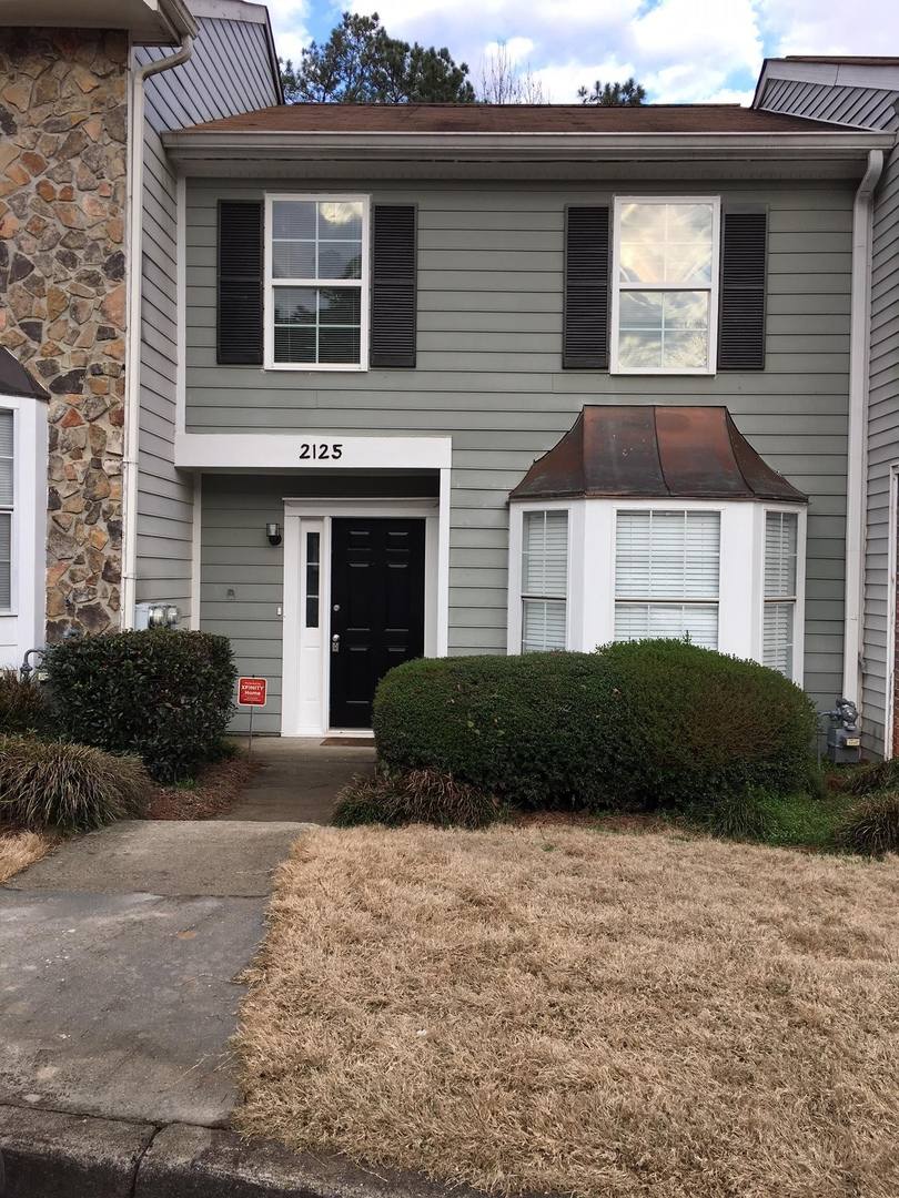 Townhouse for rent at 2125 Fairways Court NW, Kennesaw, GA 30144