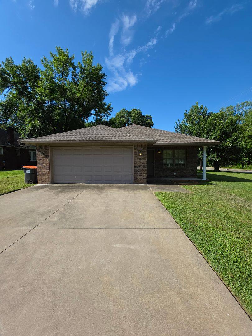 House for rent at 511 W 7th, Russellville, AR 72801