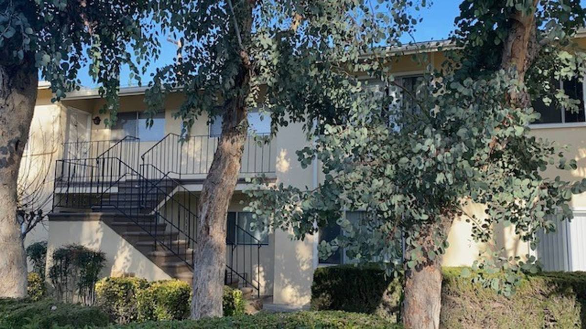 Apartment for rent at 1747 W Sumac Lane, Anaheim, CA 92804