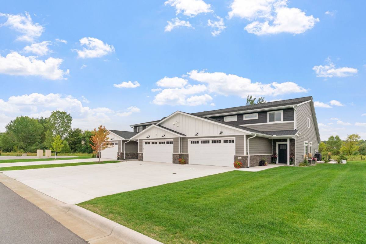 Townhouse for rent at 209 Keystone Court, Saint Joseph, MN 56374