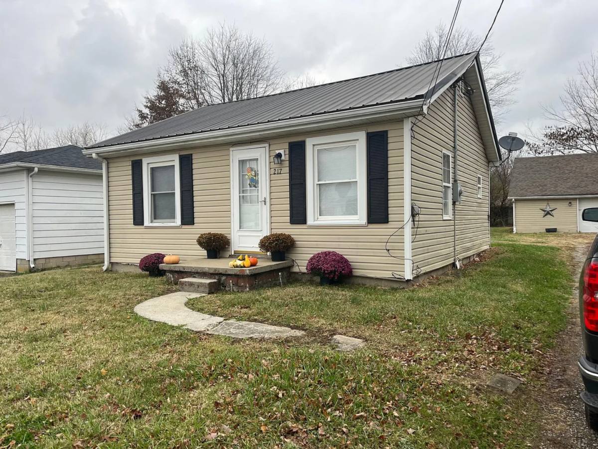 House for rent at 217 Shearin Ave, Danville, KY 40422