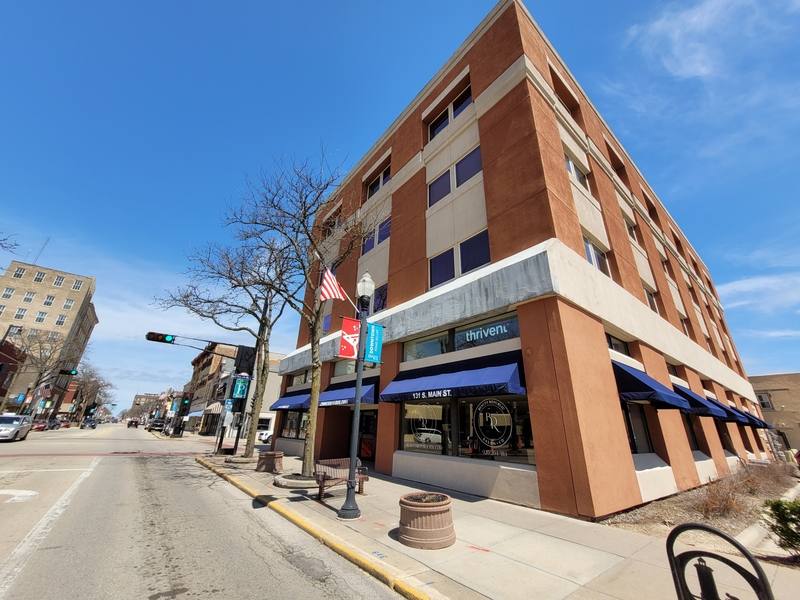 Apartment for rent at 131 S Main St, Fond Du Lac, WI 54935