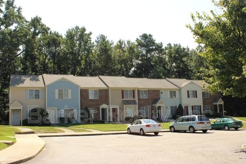 Townhouse for rent at 2904 Faversham Place, Raleigh, NC 27604