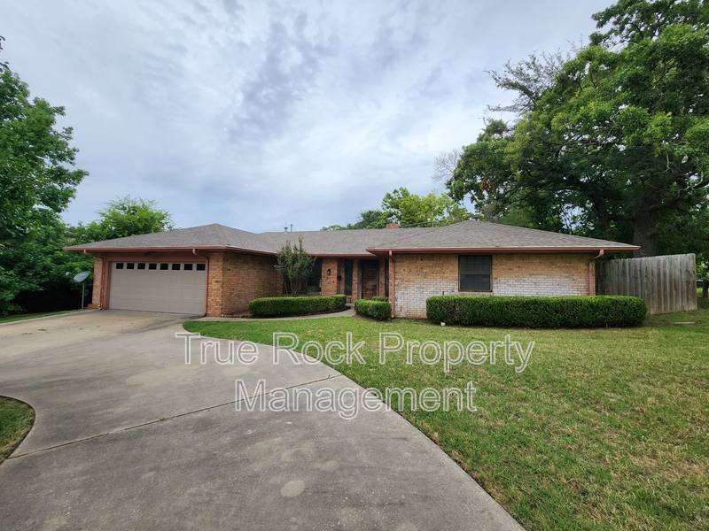 House for rent at 2516 Timber Terrace, Ada, OK 74820