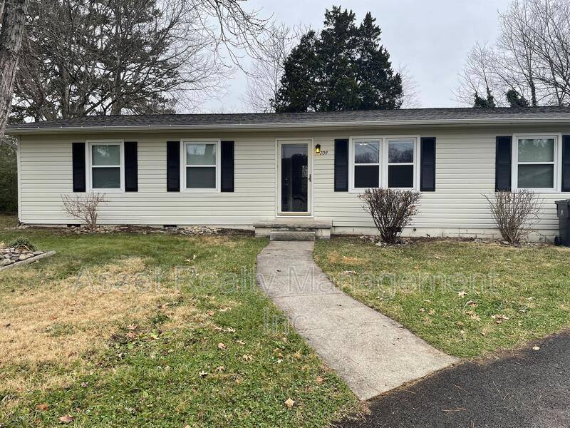 House for rent at 709 Brookridge Circle SW, Knoxville, TN 37920