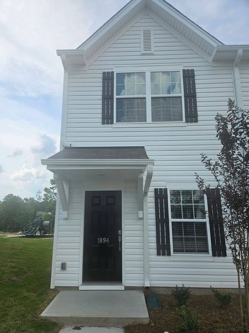 House for rent at 1894 Autumn Mist Dr, Winston Salem, NC 27103