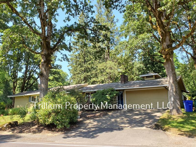 House for rent at 12424 SW Lesser Rd, Portland, OR 97219