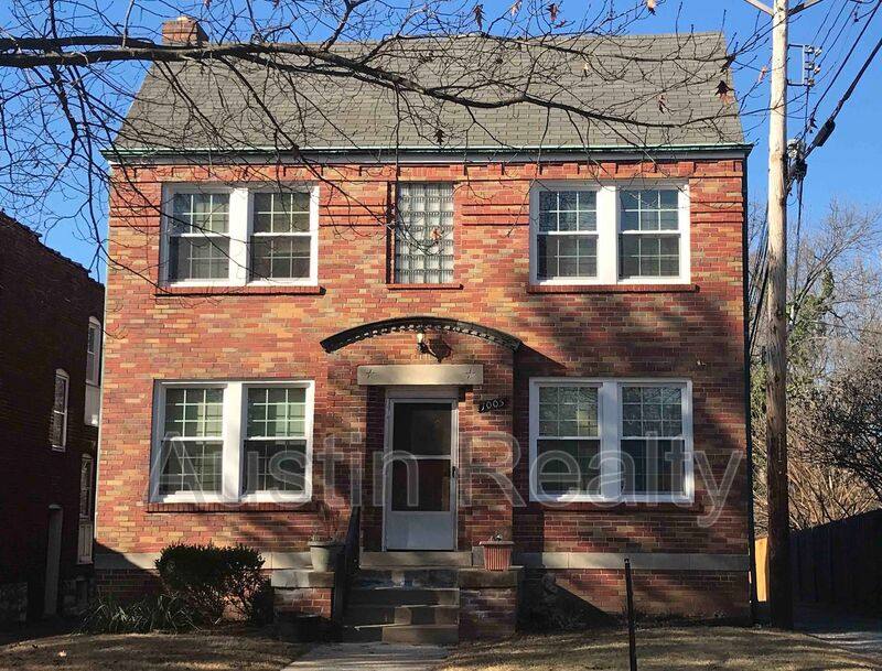 Apartment for rent at 1005 Claytonia Terrace #2N, Saint Louis, MO 63117