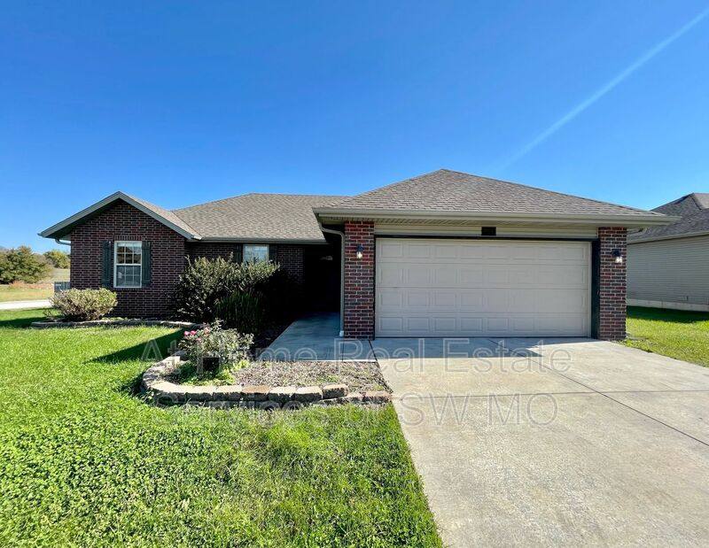 House for rent at 1168 N Blackstone, Republic, MO 65738