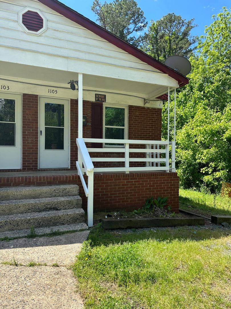 Apartment for rent at 1105 McArthur Ave, Charlotte, NC 28206