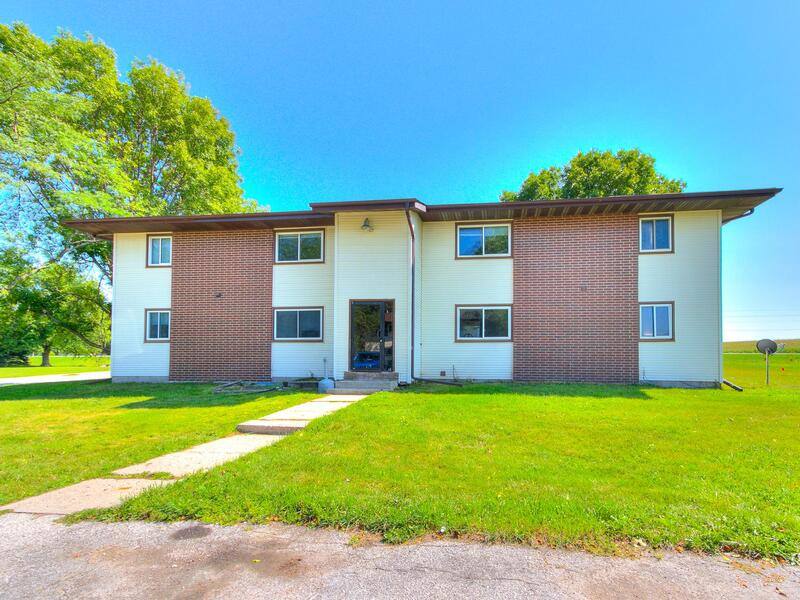 Apartment for rent at 1014-1028 Shagbark Dr #5, Nevada, IA 50201