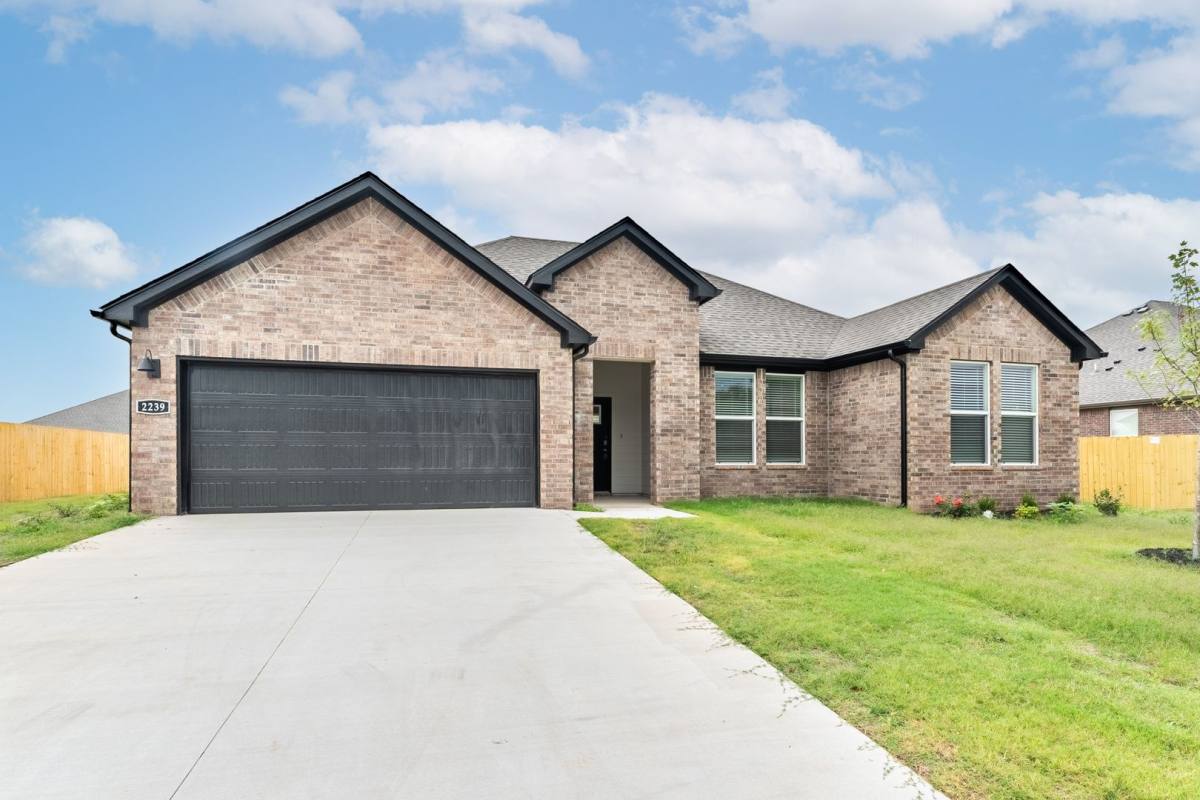 House for rent at 2239 Riggins Ave, Pea Ridge, AR 72751
