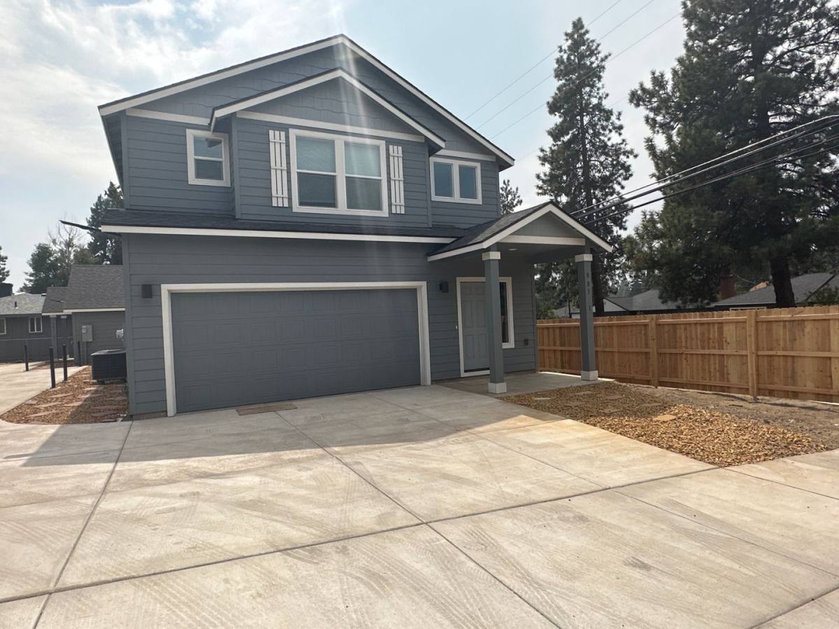 Townhouse for rent at 801 NE Lafayette #1, Bend, OR 97701