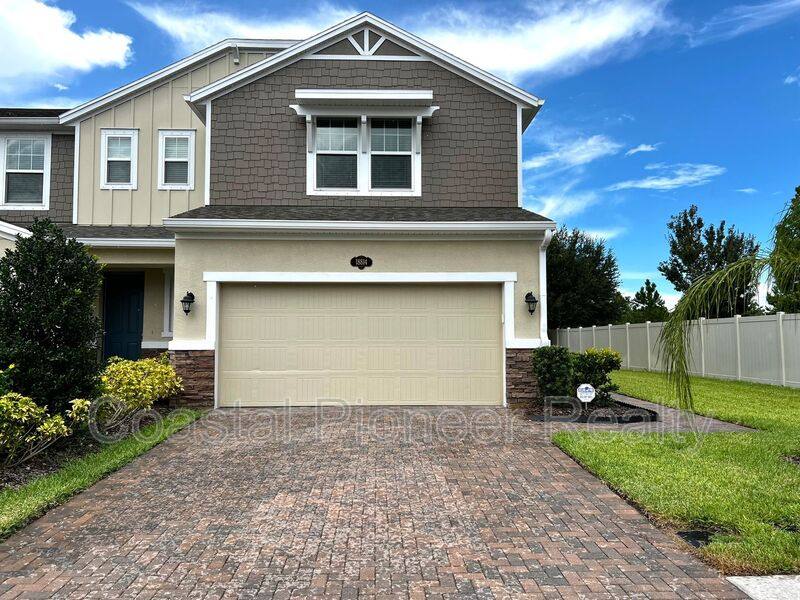 Townhouse for rent at 18814 Cornuta St, Lutz, FL 33558