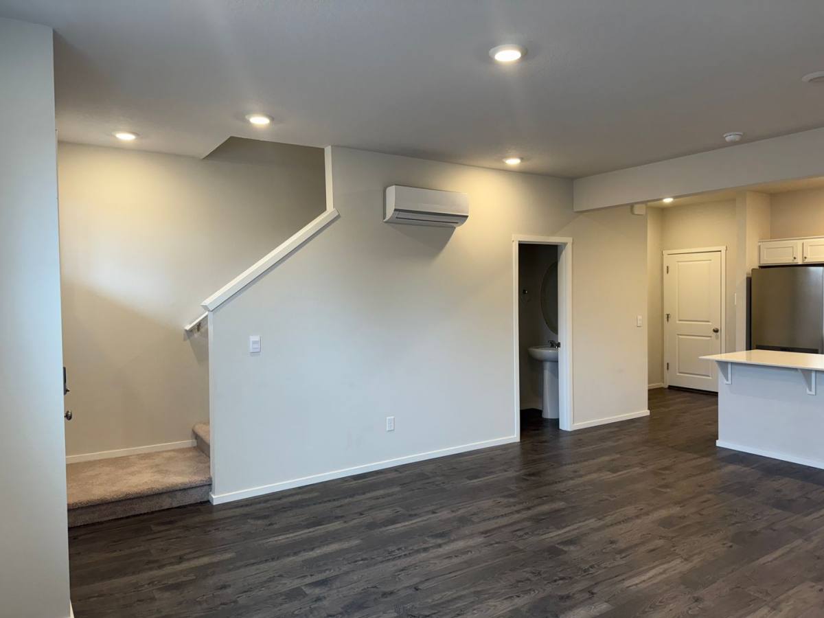 Townhouse for rent at 11725 NE 28th St, Vancouver, WA 98684