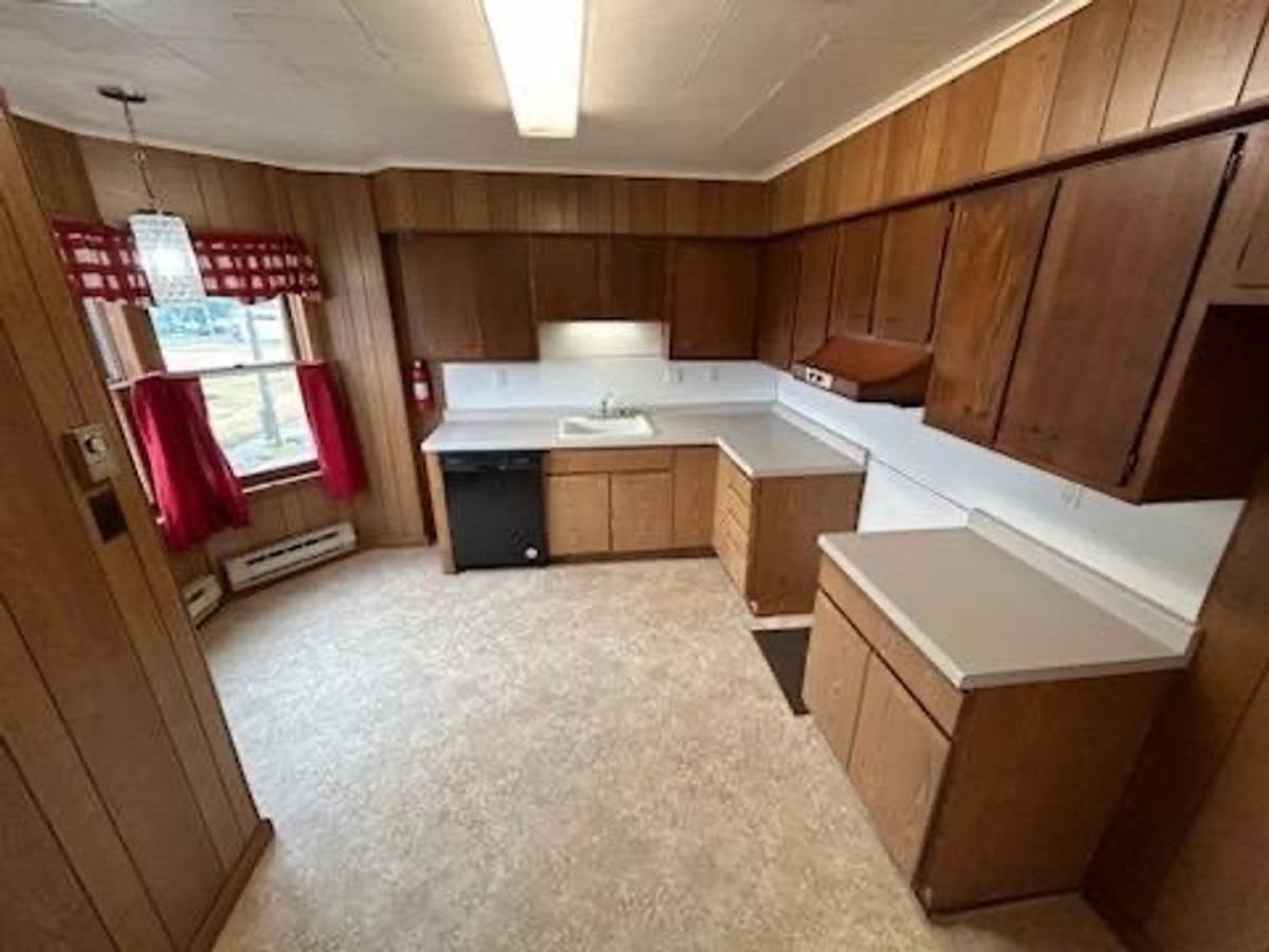 Apartment for rent at 418 W Main St, Merrill, WI 54452