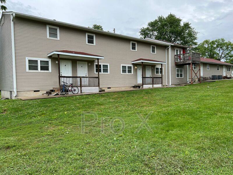 Apartment for rent at 1116 S Elm, Pittsburg, KS 66762