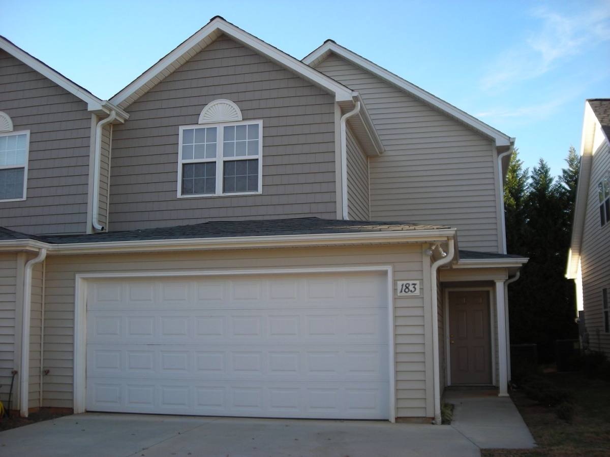 House for rent at 183 Clusters Circle, Mooresville, NC 28117