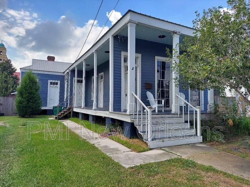 House for rent at 612 Lafayette St, Gretna, LA 70053