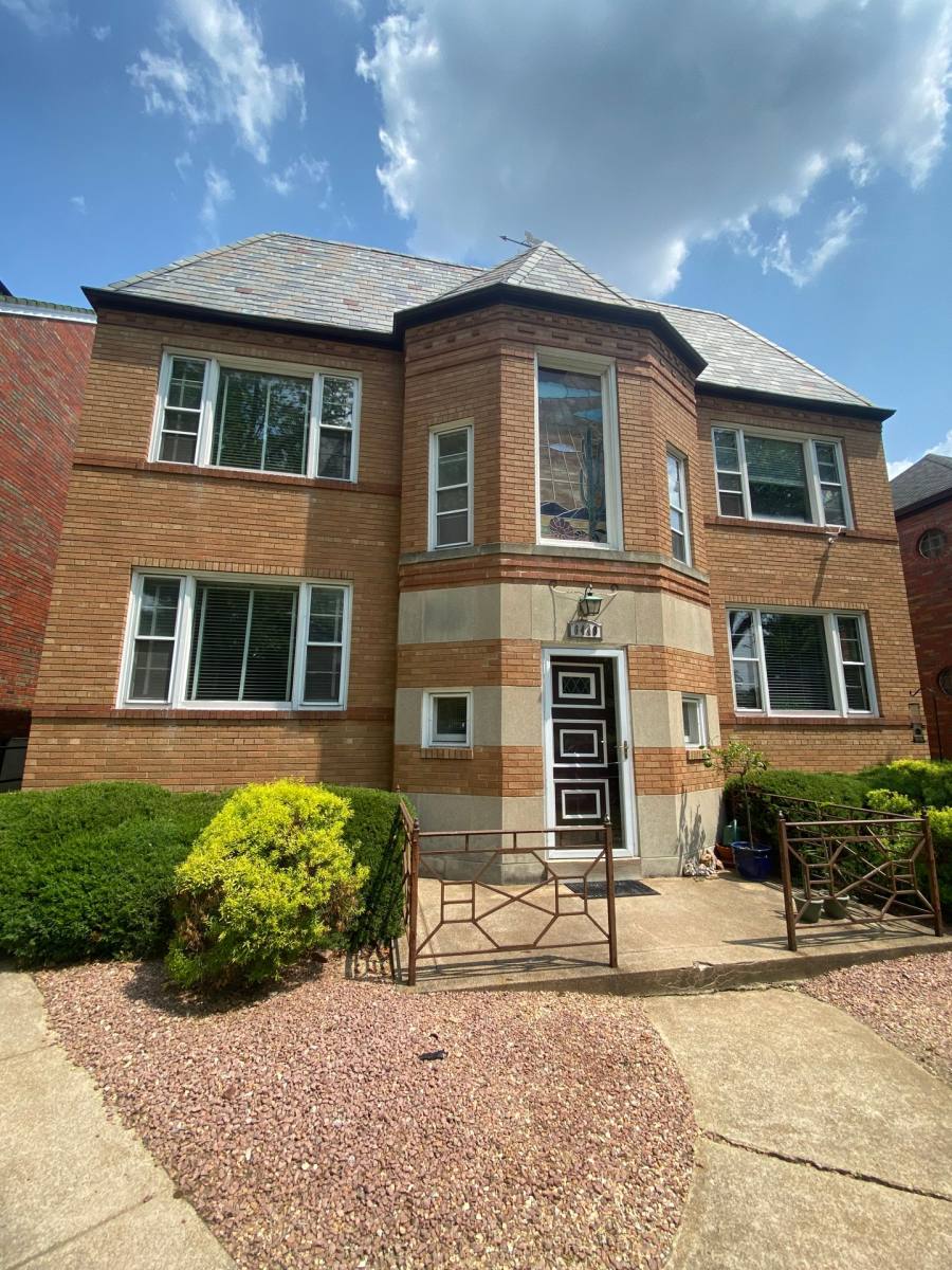 Apartment for rent at 6449 Nottingham Ave, Saint Louis, MO 63109