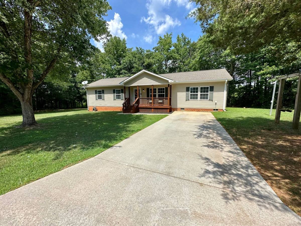 House for rent at 156 Clara H Crenshaw Lane, South Hill, VA 23970