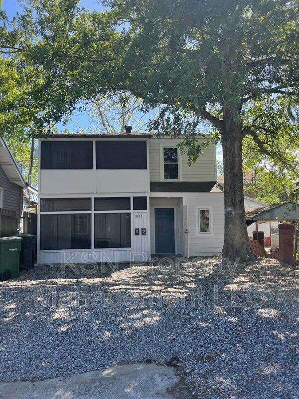House for rent at 1011 E 39th St, Savannah, GA 31401