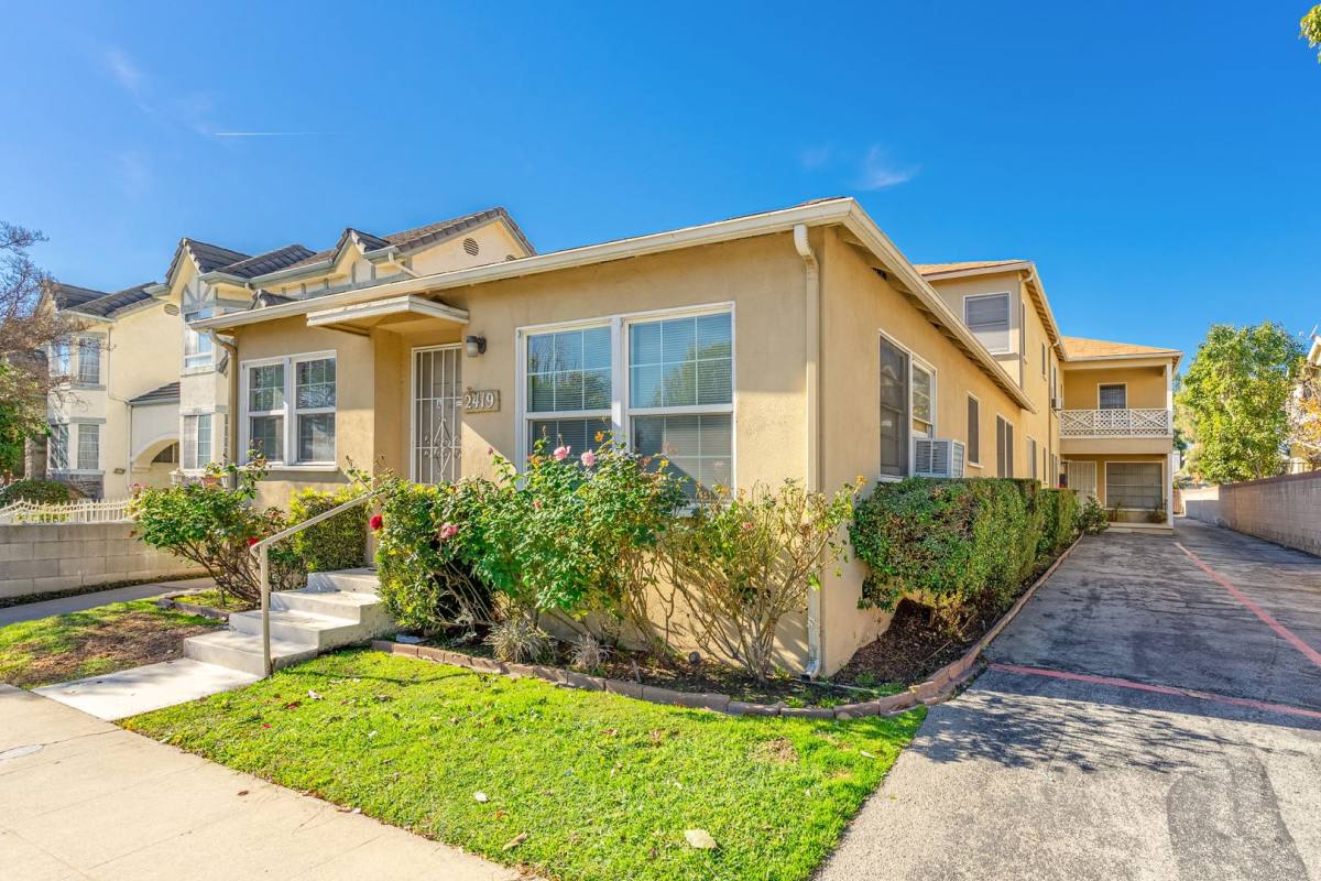 Apartment for rent at 2419 Baldwin Ave, Arcadia, CA 91007