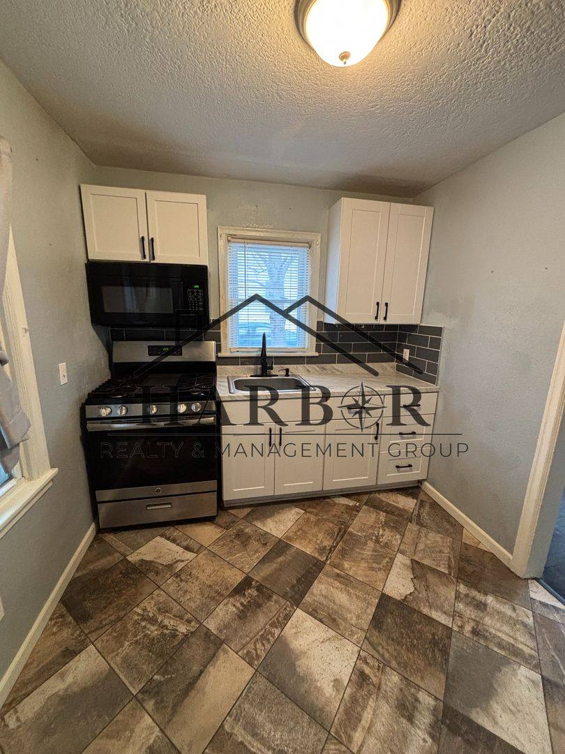 House for rent at 1304 9th Ave NW, Austin, MN 55912