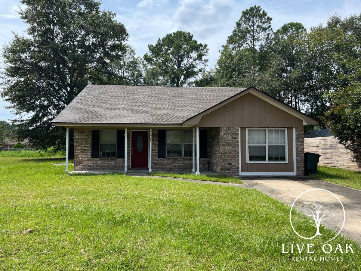 House for rent at 802 Olive St, Hinesville, GA 31313
