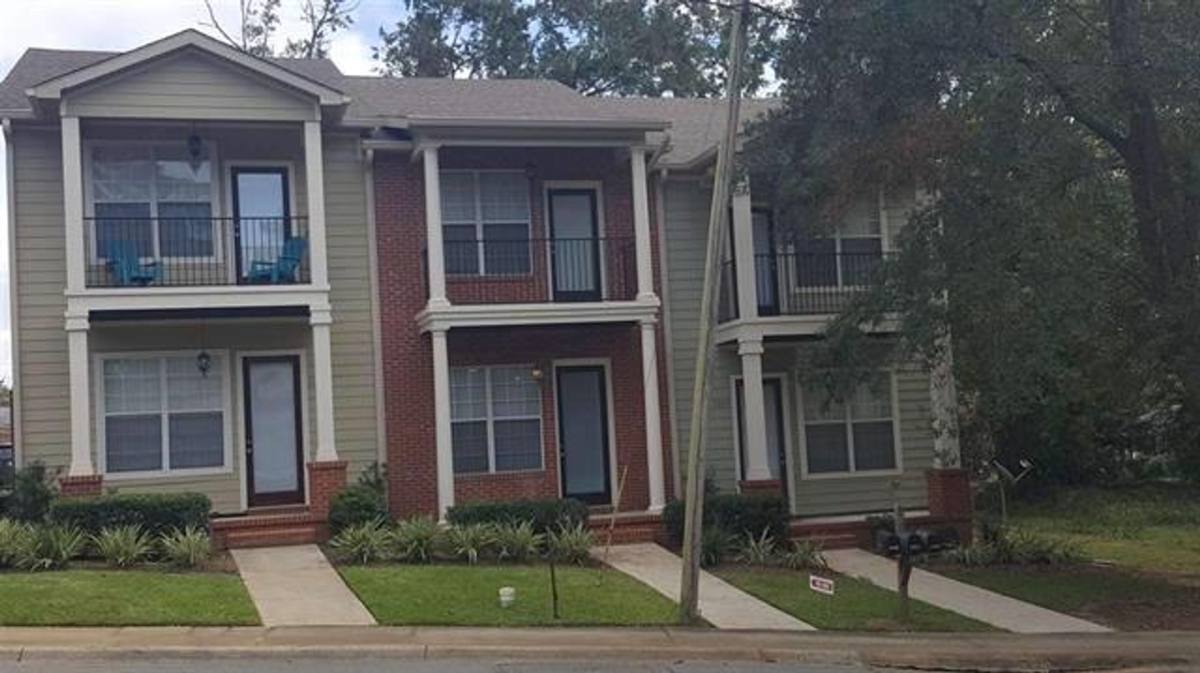 Townhouse for rent at 1209 N Duval St, Tallahassee, FL 32303