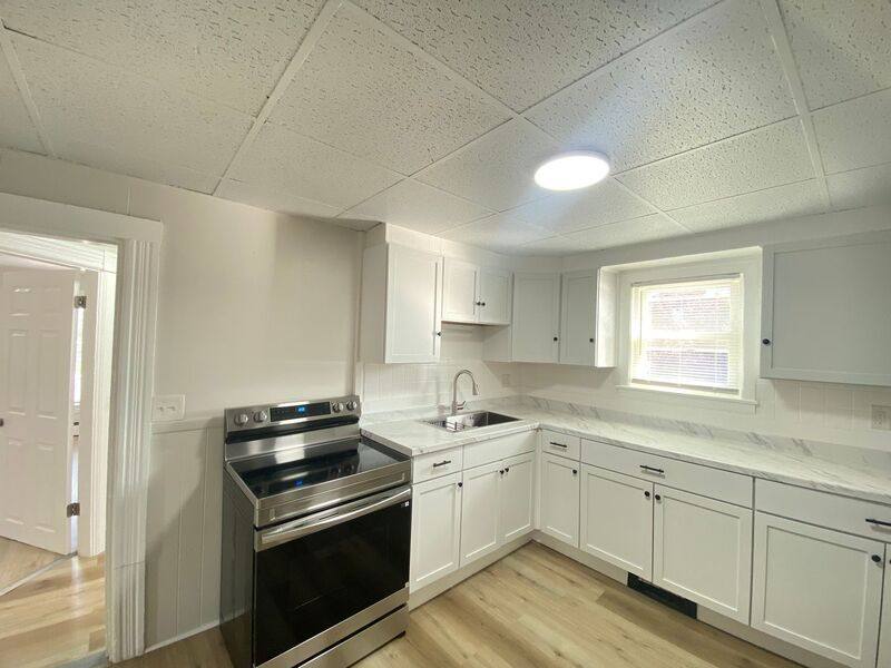 Apartment for rent at 114 Jewett St #2, Manchester, NH 03103