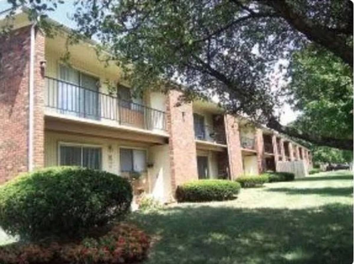Apartment for rent at 3508 Fern Lea Rd, Louisville, KY 40216