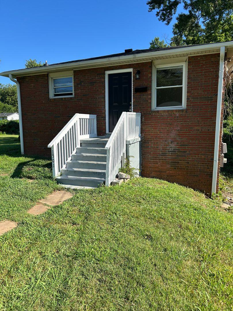 House for rent at 1501 E 21st St, Winston Salem, NC 27105