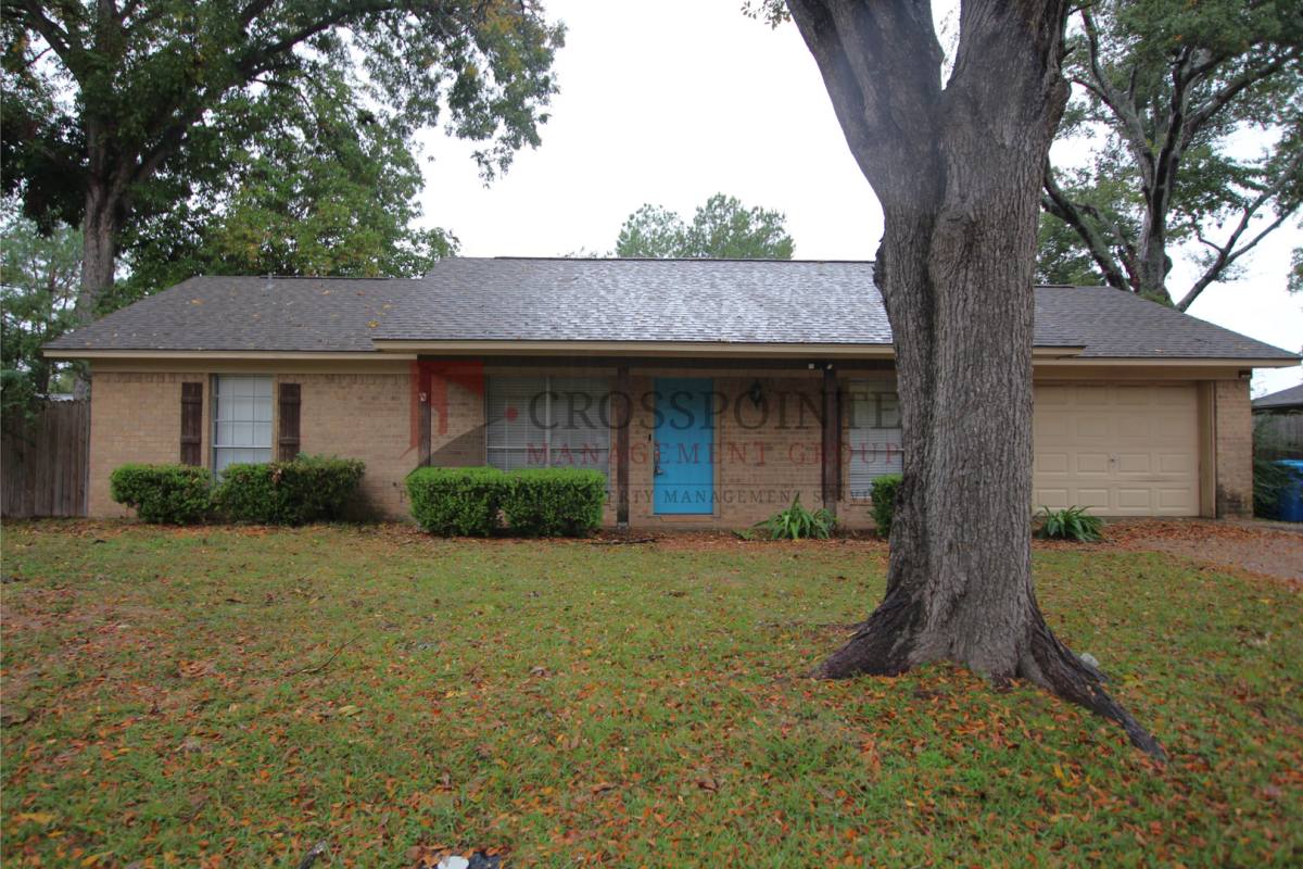 House for rent at 305 Lakeview St, Whitehouse, TX 75791