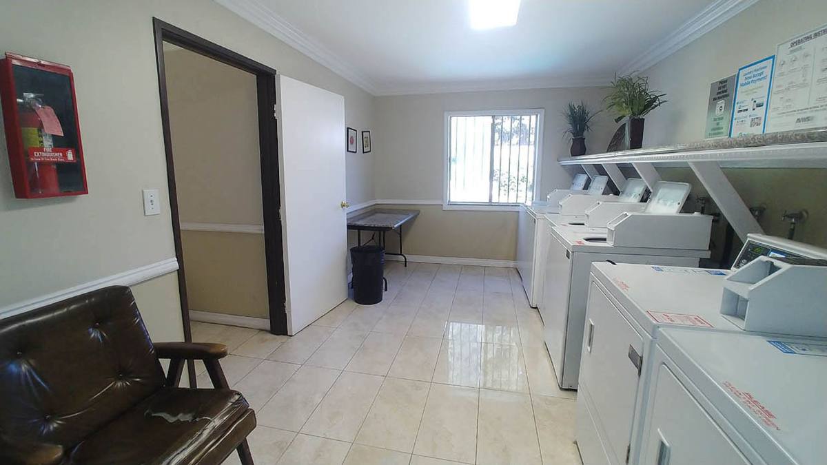 Apartment for rent at 13805 Sherman Way, Van Nuys, CA 91405