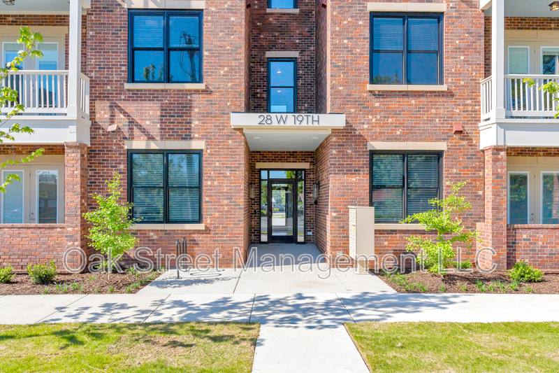 Apartment for rent at 28 W 19th St #100, Chattanooga, TN 37408