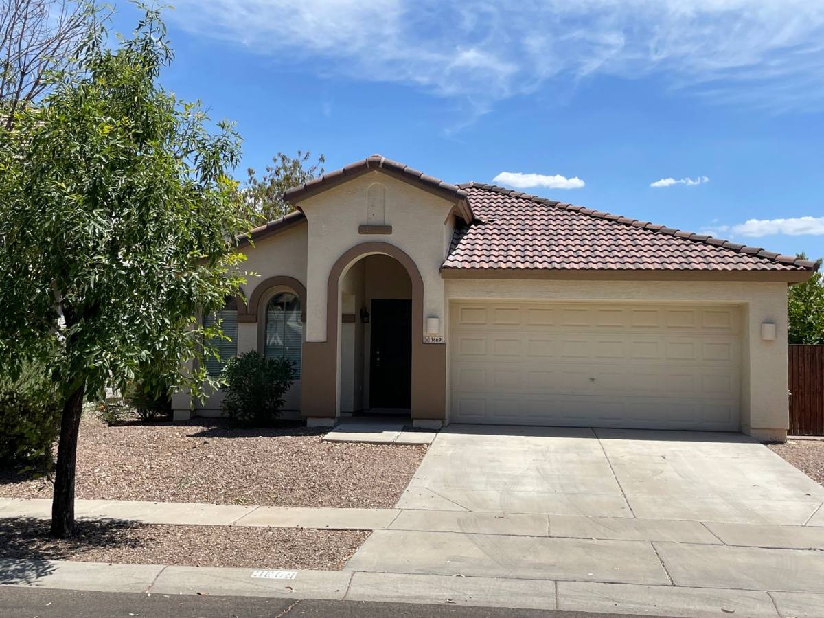 House for rent at 3669 E Ironhorse Rd, Gilbert, AZ 85297