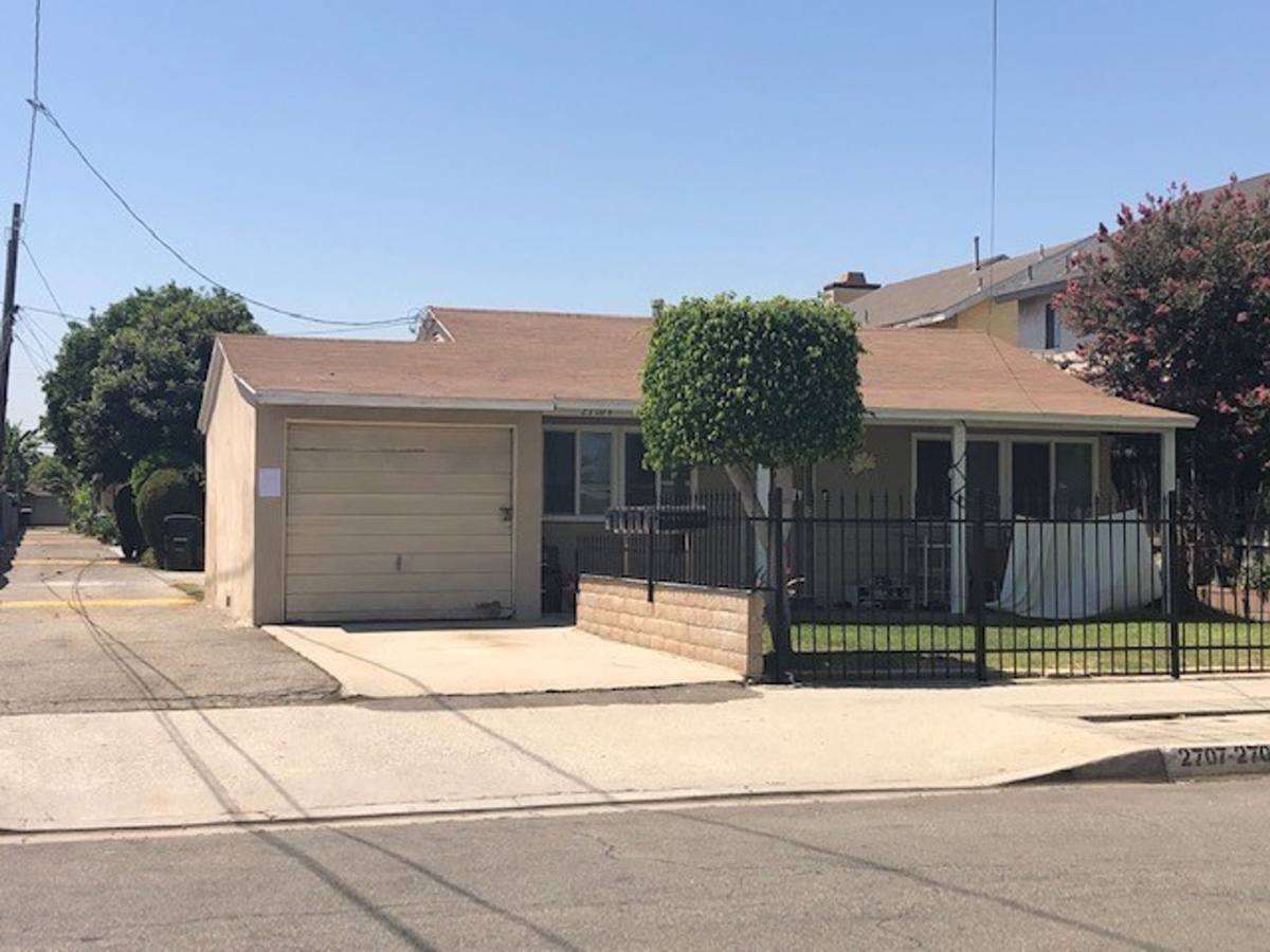 Apartment for rent at 2707 & 2709 Muscatel Ave, Rosemead, CA 91770