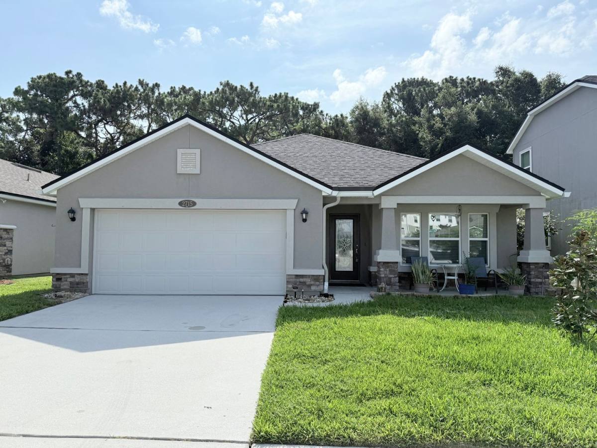House for rent at 2715 Salt Lake Dr, Jacksonville, FL 32211