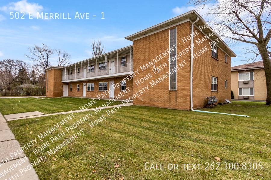 Apartment for rent at 502 E Merrill Ave, Fond Du Lac, WI 54935